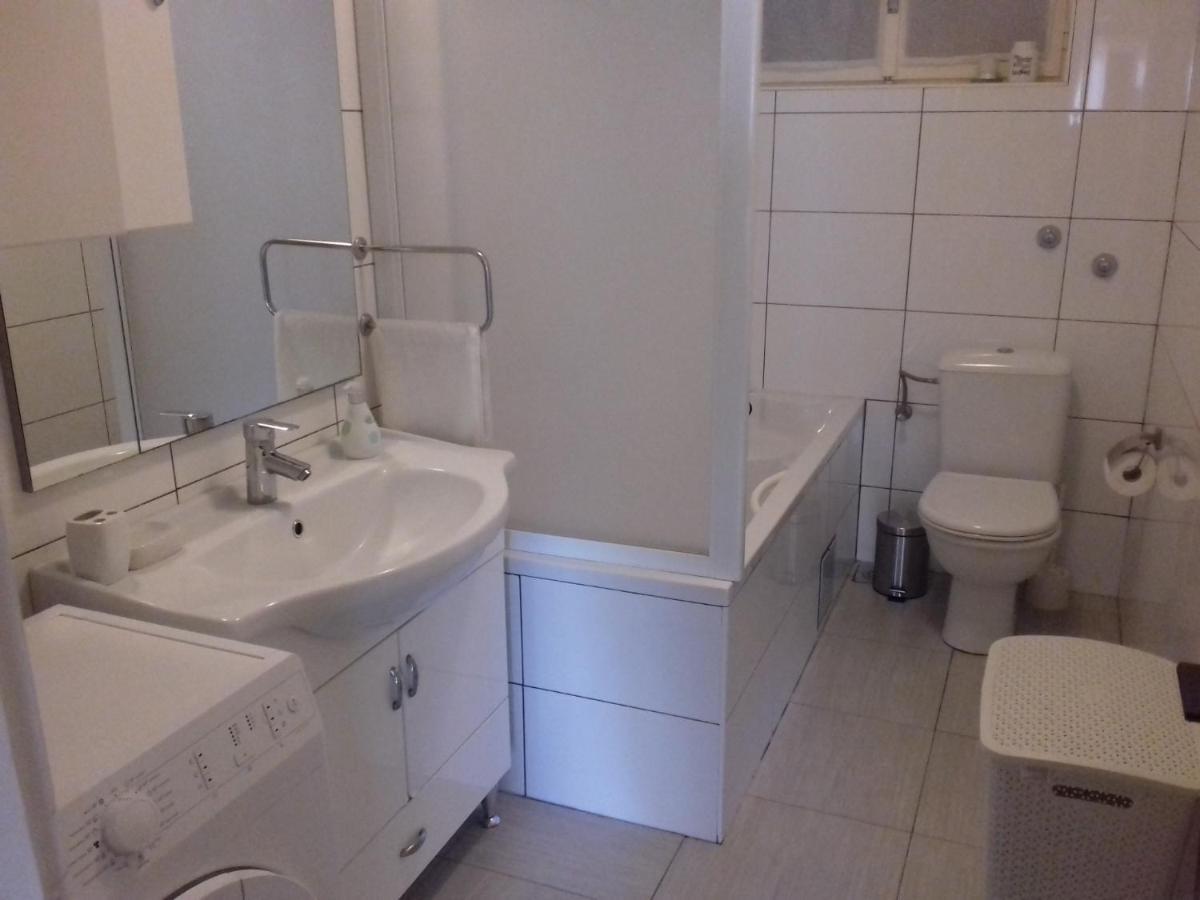Jordan Apartment Kastela Bagian luar foto