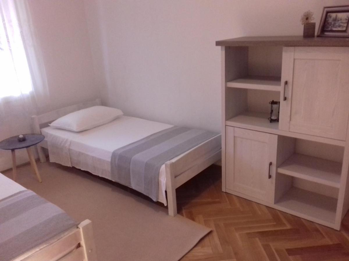 Jordan Apartment Kastela Bagian luar foto
