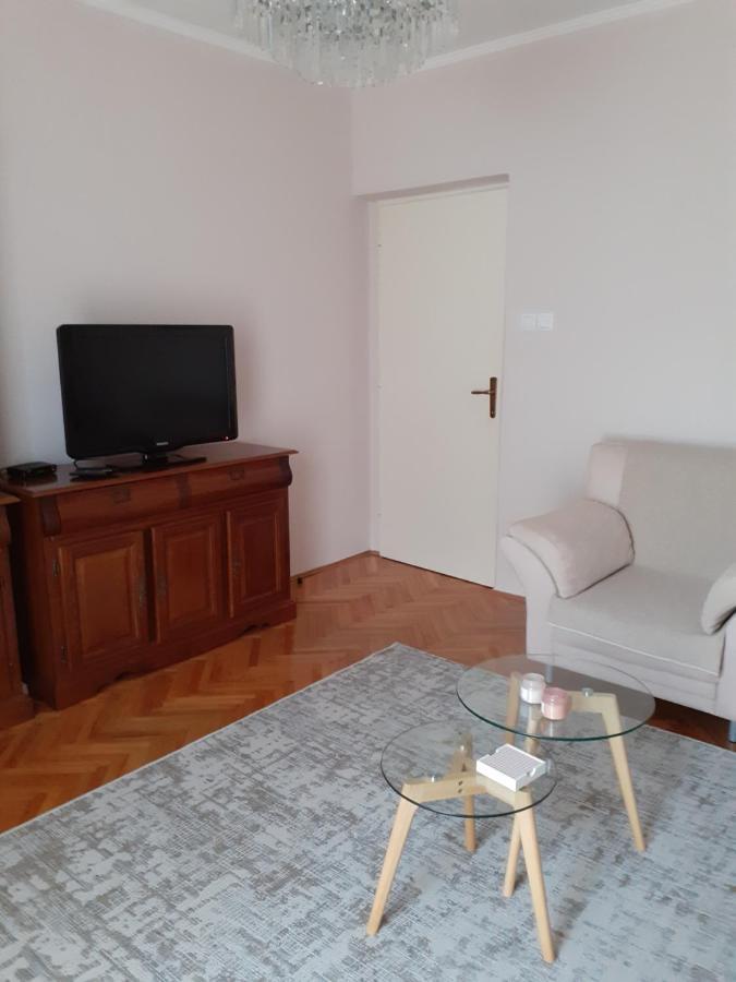 Jordan Apartment Kastela Bagian luar foto